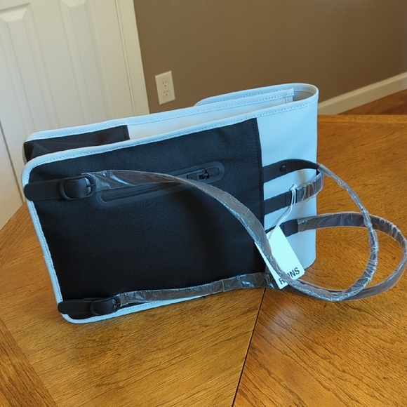 NWT Rains Backpack - Ash Color With Black Strap - Picture 2 of 7